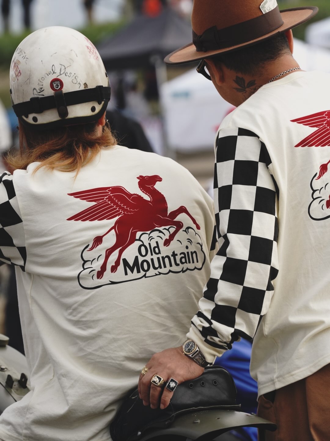 OLD MOUNTAIN flying camel sleeb-T