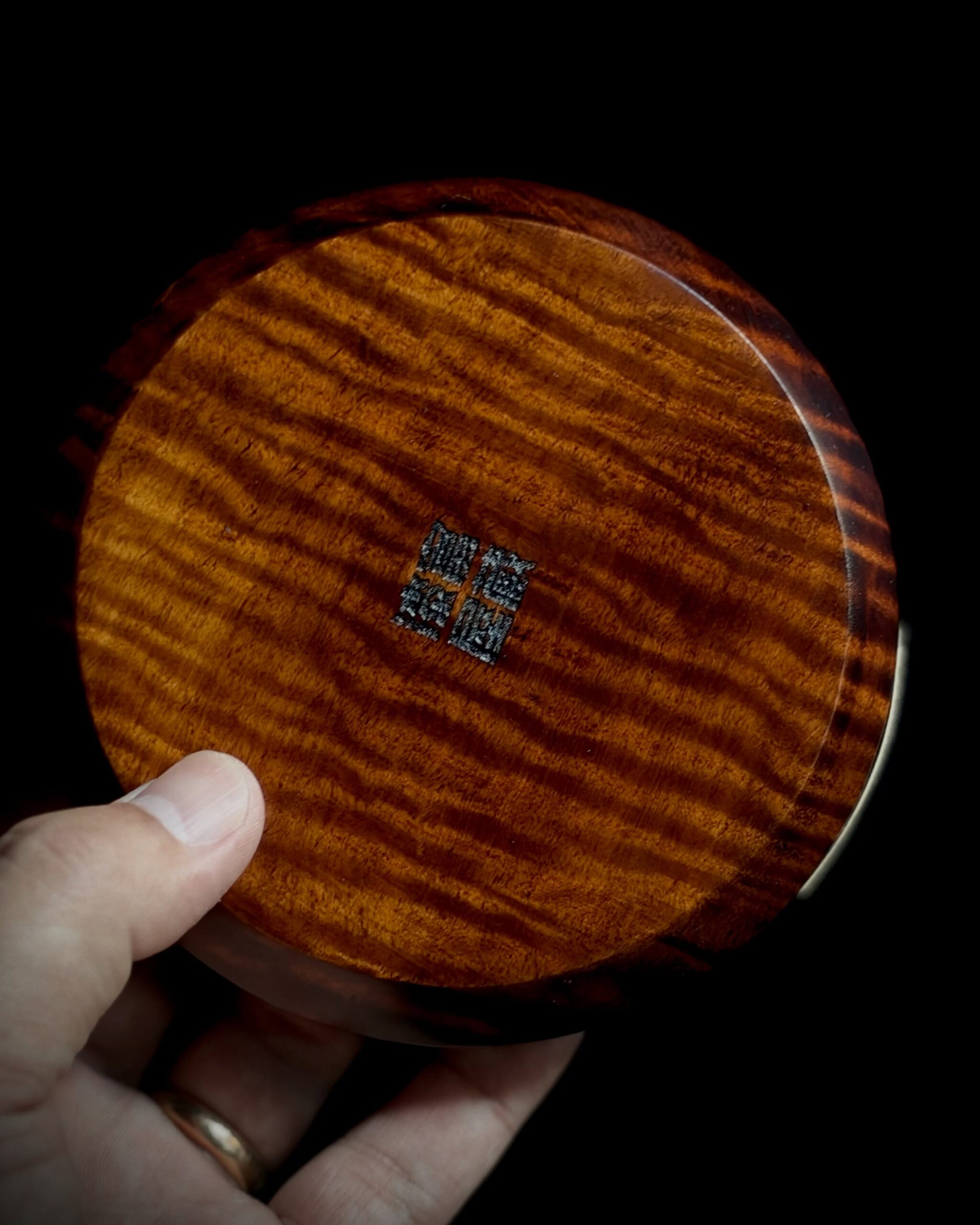 XWAG PRODUCTS X-TAGE 漆座